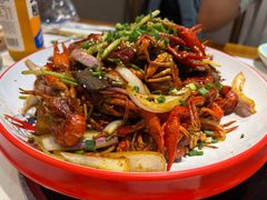 -乡土黄·鲜牛肉火锅·小龙虾(兴业街店)