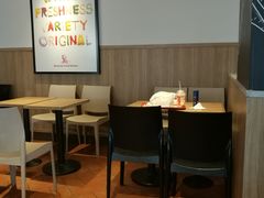大堂-肯德基(八里台店)