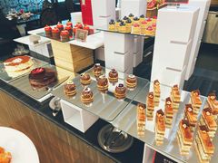-圣丰索菲特·2 On 988 Café 自助餐厅