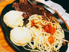-豪客来牛排(中央花苑店)