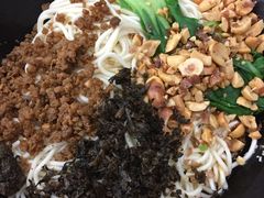 -丽影重庆小面(定西路店)