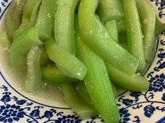 清炒丝瓜-新新湘菜馆(新中街二条店)