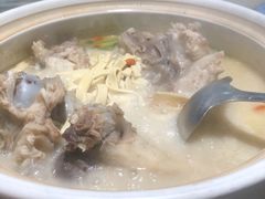 招牌筒骨砂锅-小骨煲金华砂锅(转塘金街美地店)