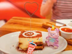 -城市大道红炉披萨烘焙坊