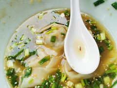 -李与白包子铺(桐梓林店)