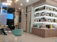 -维乐口腔(美维云门诊陆家嘴店)