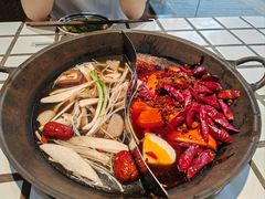 -贰回巷火锅馆(钟楼店)