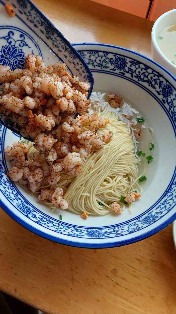 裕兴记61三虾面(西北街总店)-"照例是每天20公里的古城区徒步,走过