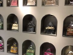 -奢物·巴黎站奢侈品回收寄售