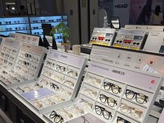 -LOHO眼镜(北京朝北大悦城店)