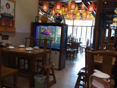 大堂-东来菜馆•手抓海鲜家常菜•海鲜锅贴(鸽子窝店)