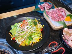 -韩烧牛中牛·甄选黑牛烤肉(黑金店)