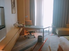 -苏州汇融广场假日酒店