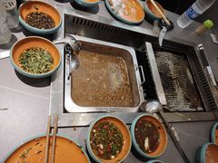 -韩胜·料理级自助烤肉海鲜火锅(财富港店)