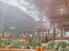 -三亚火车头万人海鲜广场