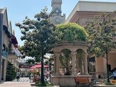 -王府井奥莱临潼小镇(临潼店)