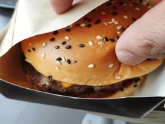 安格斯厚牛培根堡-麦当劳(磨子桥店)