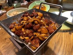 麦仁鲜蘑牛仔粒-弄堂里·寻味杭州(湖滨银泰in77C区店)