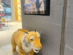 -Onitsuka Tiger(港汇恒隆广场店)