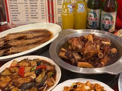 -聚首堂·特色小吃·肘子(什刹海德胜门店)