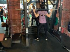-GYMPLUS私教健身会馆(大悦城店)