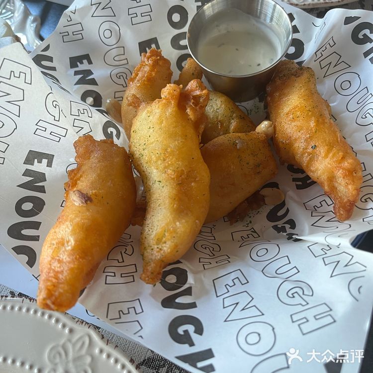 美食美景都有的#ENOUGH｜餐具都超精致