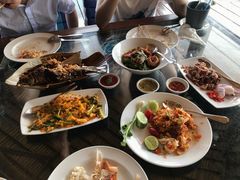 -Baan Ploy Samed Restaurant ร้านอาหารบ้านพลอยเสม็ด