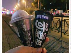 -全家便利店(宜山路站店)