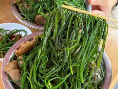 -大众跷脚牛肉馆·非遗传承单位(峨眉山店)