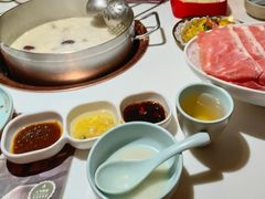 -洪氏嗨捞·猪肚鸡火锅(阳光天地店)