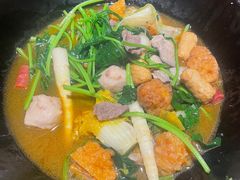 -万记麻辣烫国展总店