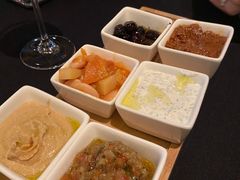 冷盘拼盘-Efes Turkish & Mediterranean Cuisine 艾菲斯餐厅(陆家嘴店)