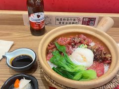 -煲仔皇腊味煲仔饭(经四万达店)