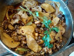 干锅牛蛙-蛙蛙叫干锅年代(簋街总店)