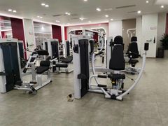 -英派斯健身旗舰店(海信国际中心馆)