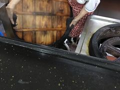 -天天锅贴王(迎凤街店)
