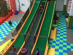 -蒙特利亲子乐园