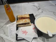 -高玛纳驴肉火烧(一世界店)