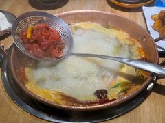 -洱火云南酸菜牛肉火锅(石景山当代商城店)