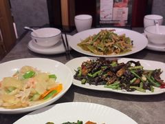 -闫府私房菜(恒隆店)