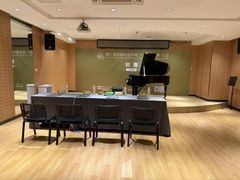 -柏斯音乐艺术中心·钢琴·吉他(上音店)