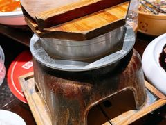 -魏铭鱼头捞饭(晋阳路店)