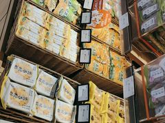 -来伊份(龙之梦长宁店)