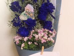 -花间阁鲜花气球连锁(两路口上清寺急市救中心店)