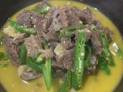 砂锅牛腩-秀妈厨房(灰汤老店)