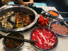 -憨铁匠老火锅(龙岗万科里店)