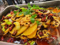 -沈姐万州烤鱼(沙坪坝七中店)