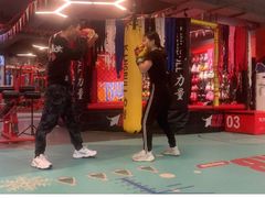 -KingBull私教健身&格斗订制(龙井商业中心店)