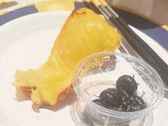 -雍容荟活帝王蟹活龙虾自助(苏宁旗舰店)