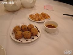 香炸鲮鱼球+叉烧酥-稻香(新港中心店)